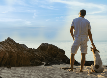 Auch Männer zeigen Bein – mit Bermuda-Shorts