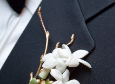 Schick durch die Blume – Die Knopflochblume