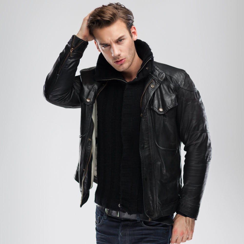 Mann mit Lederjacke