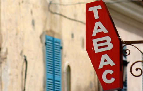 Einaladung zum Tabakgenuss im Freien