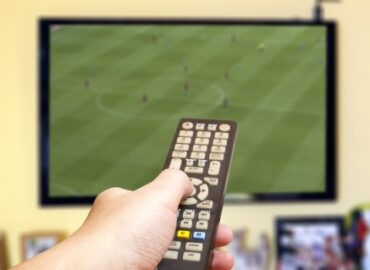 Zu Hause Fußball gucken: 10 Benimm-Regeln