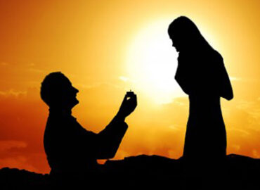 Heiratsantrag – So erkennen Sie, dass SIE gefragt werden will!
