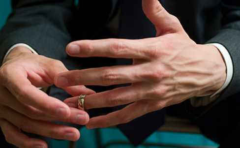 Wie ein Gentleman mit einer Trennung umgeht Wie ein Gentleman mit einer Trennung umgeht